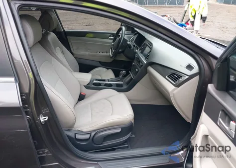 2016 Hyundai Sonata Sport z USA, uszkodzony, nr VIN 5NPE34AF4GH427783